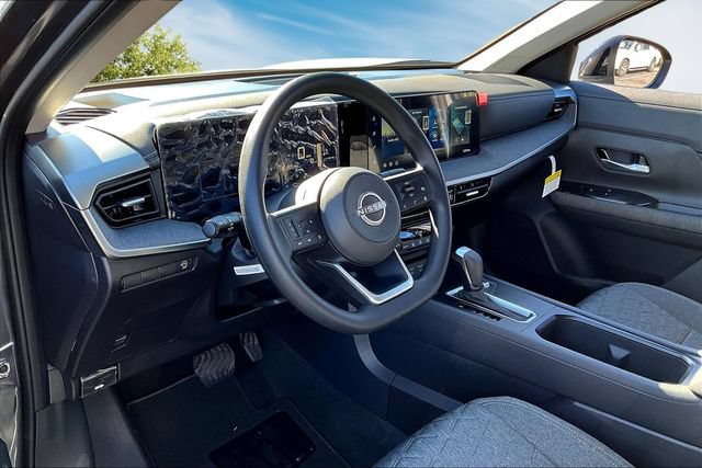 New 2026 Nissan Kicks SV FWD image 7