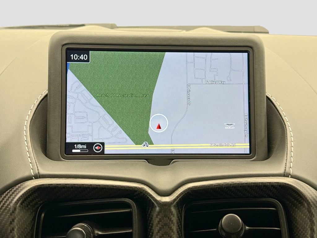 Used 2023 Aston Martin V12 Vantage image 14