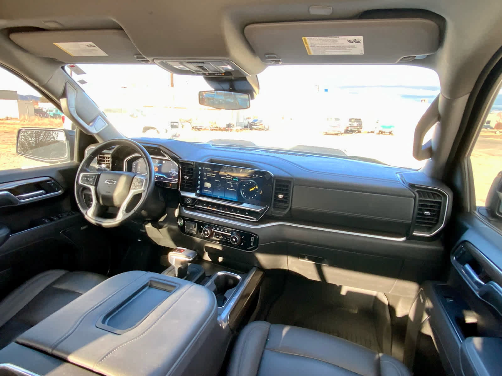 Used 2022 Chevrolet Silverado 1500 LT Trail Boss w/ LT Trail Boss Premium Package image 39