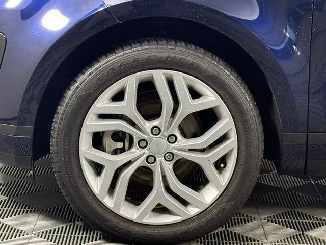 Used 2023 Land Rover Range Rover Evoque SE image 13