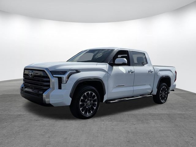 Used 2024 Toyota Tundra Limited w/ Power Package image 7