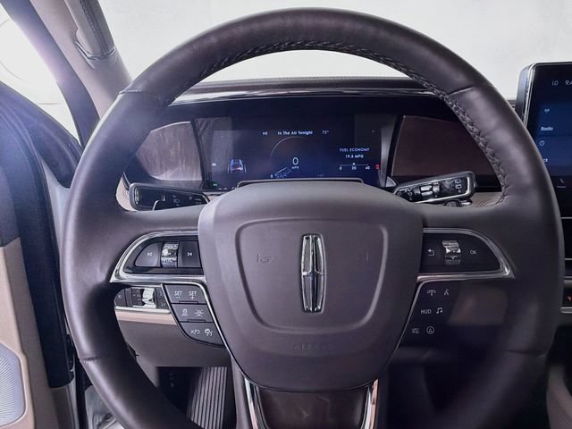 Certified 2024 Lincoln Navigator Reserve AWD/4WD image 13