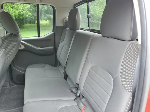 Used 2018 Nissan Frontier PRO-4X AWD/4WD image 25