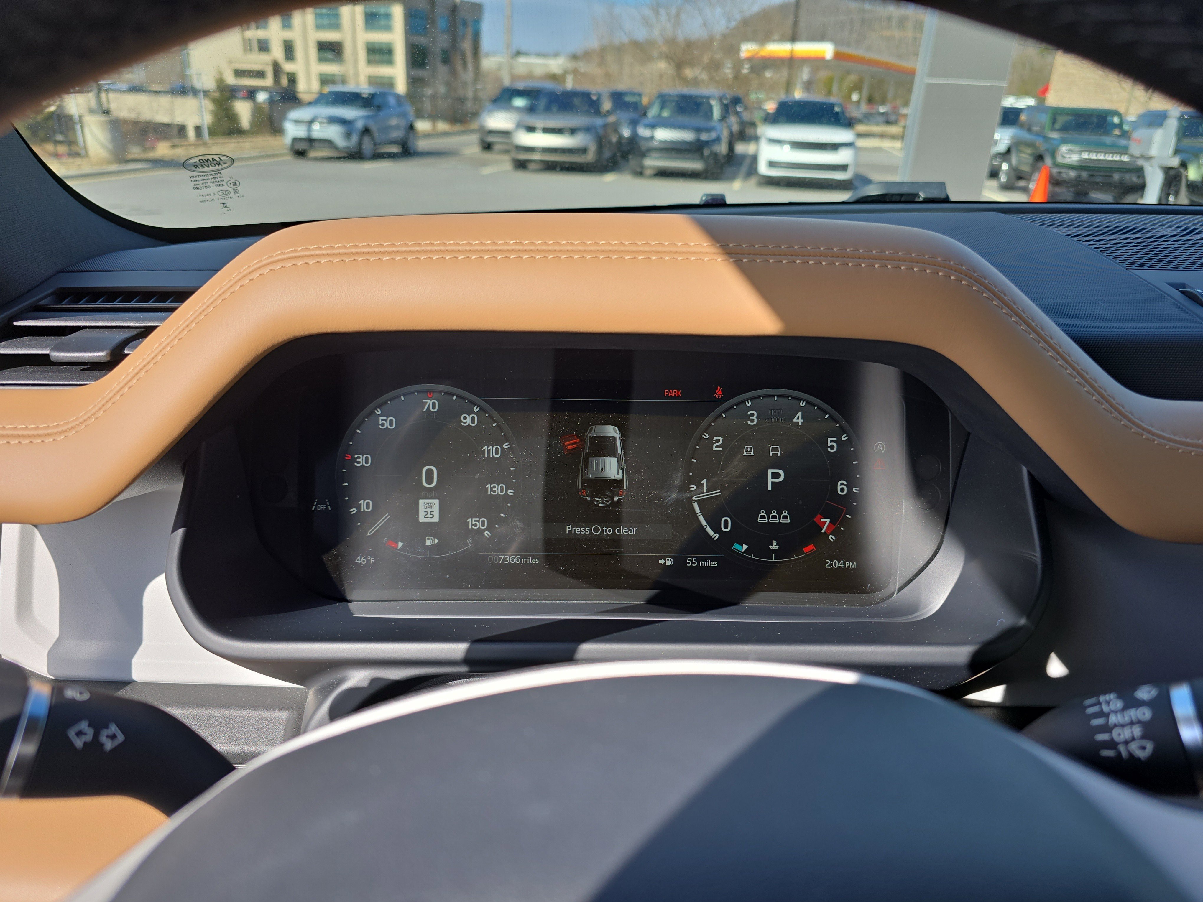 Used 2025 Land Rover Defender 110 X-Dynamic SE image 33