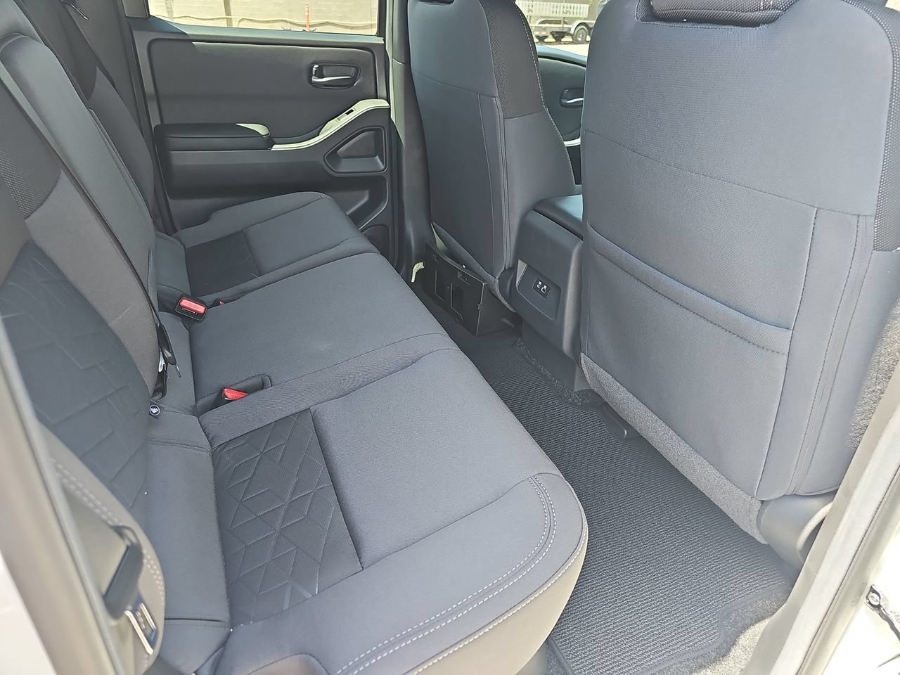 New 2026 Nissan Frontier SV w/ SV Convenience Package AWD/4WD image 11