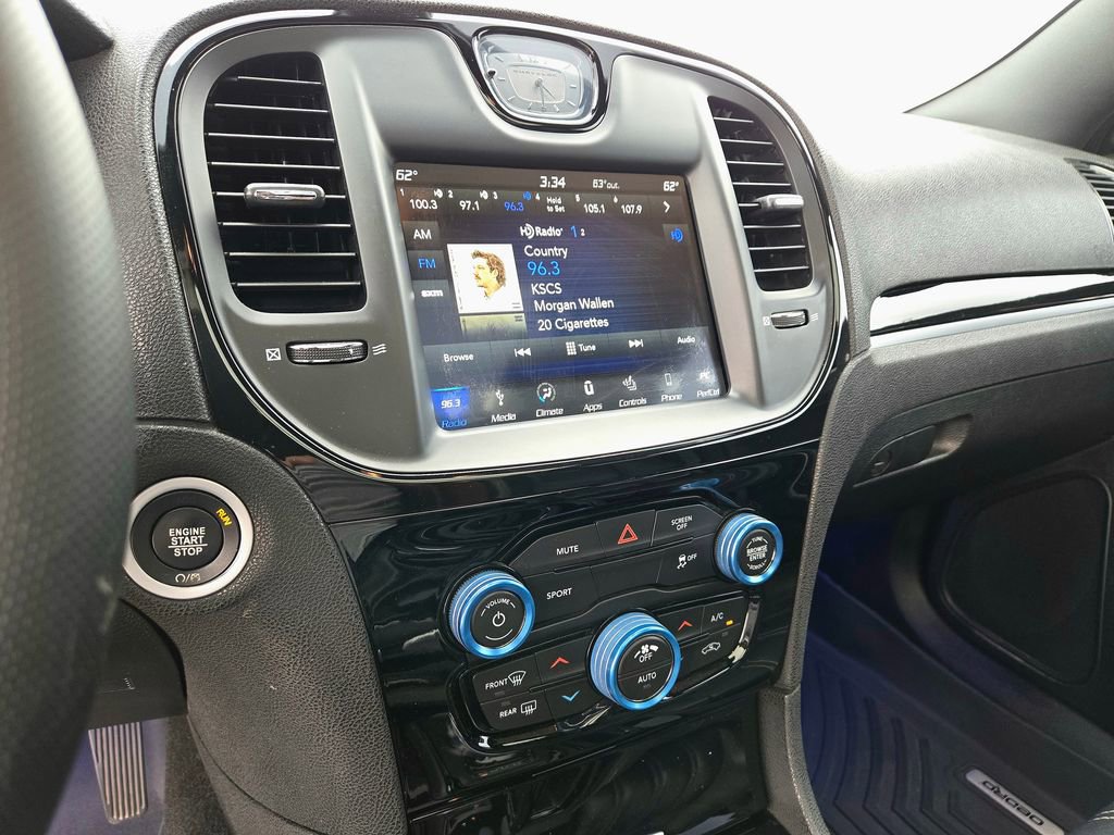 Used 2019 Chrysler 300 S w/ S Model Appearance Package image 14