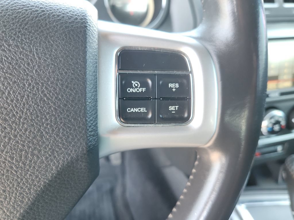 Used 2014 Dodge Challenger SXT w/ Sport Appearance Package RWD image 20