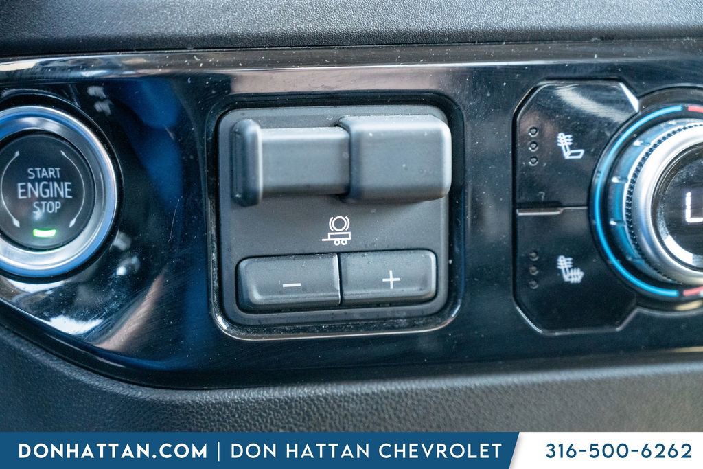 Used 2025 GMC Sierra 1500 SLT AWD/4WD image 13