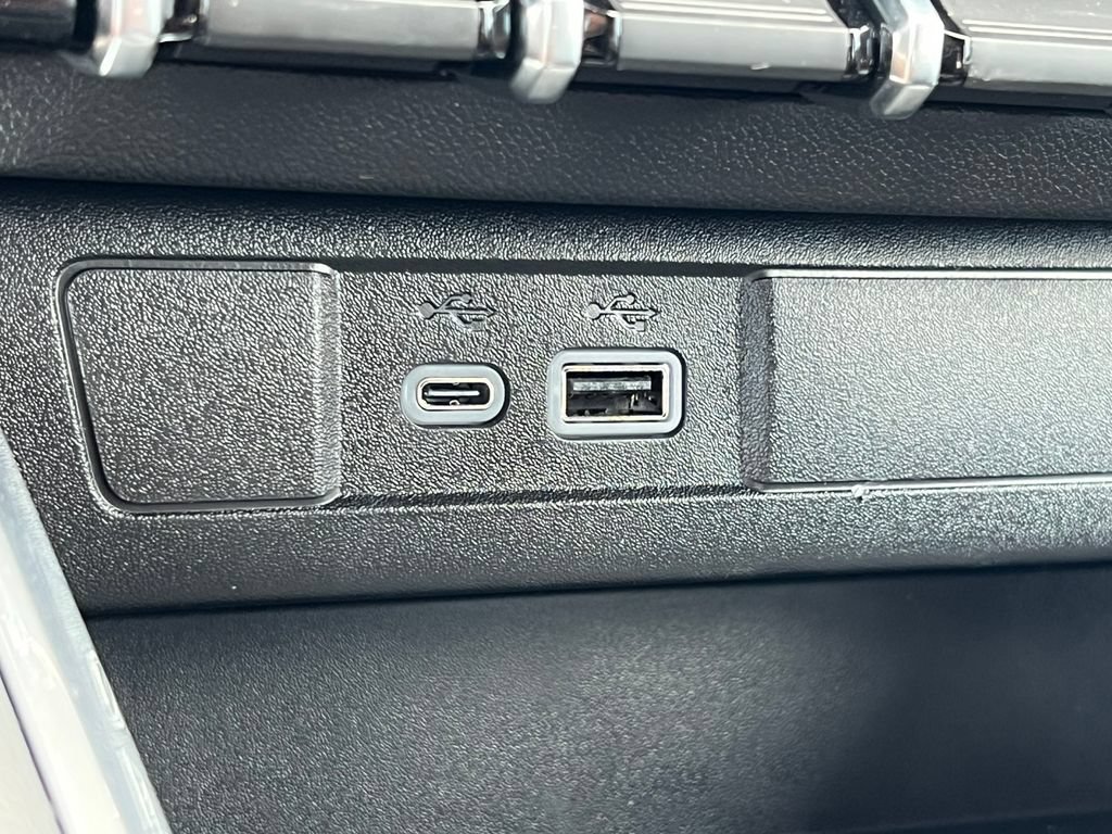 New 2026 GMC Canyon AT4 w/ Technology Plus Package AWD/4WD image 27