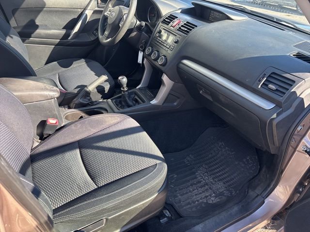 Used 2015 Subaru Forester 2.5i Premium image 9