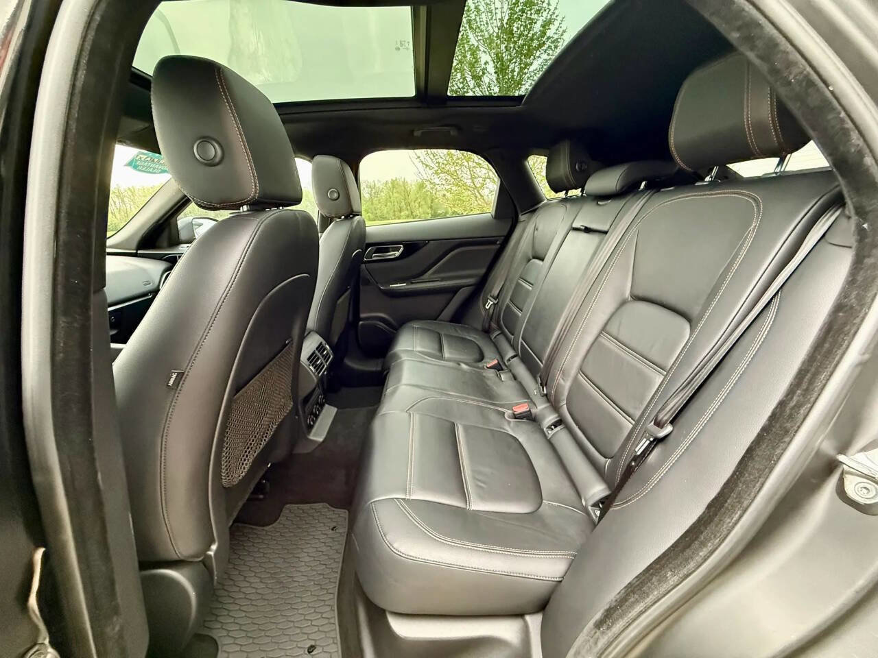 Used 2017 Jaguar F-PACE Prestige AWD/4WD image 14