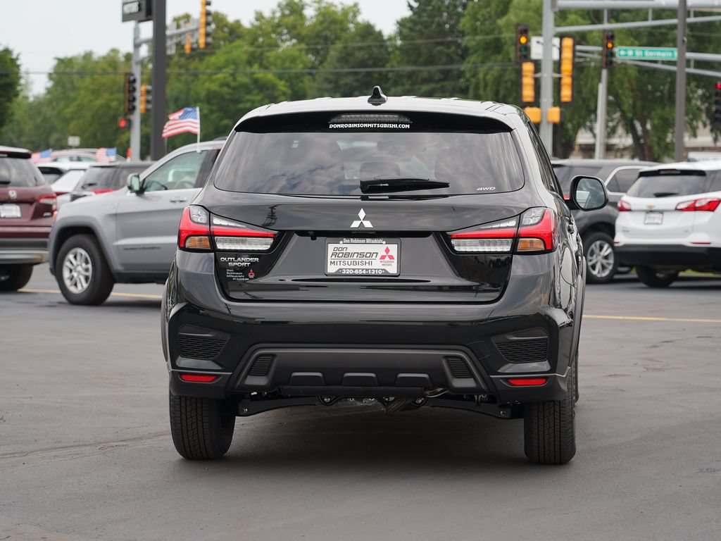 Used 2026 Mitsubishi Outlander Sport AWD image 4