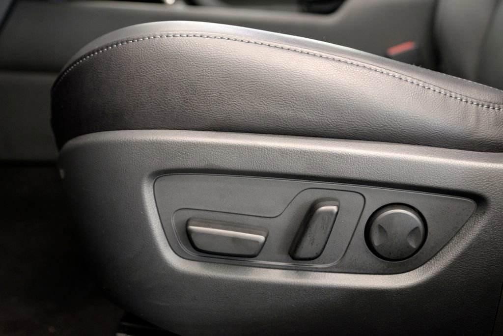 Certified 2025 MAZDA CX-50 AWD 2.5 S w/ Weather Package image 16