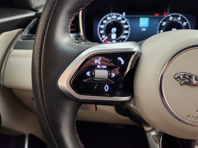 Used 2024 Jaguar F-PACE SVR image 27