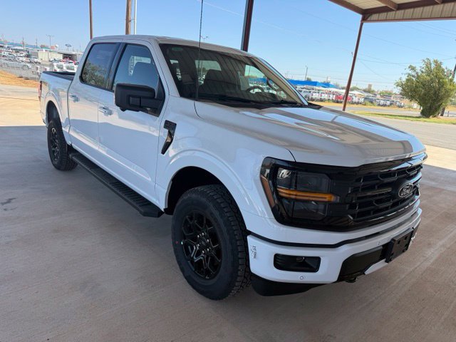 New 2026 Ford F150 XLT w/ Equipment Group 302A MID
