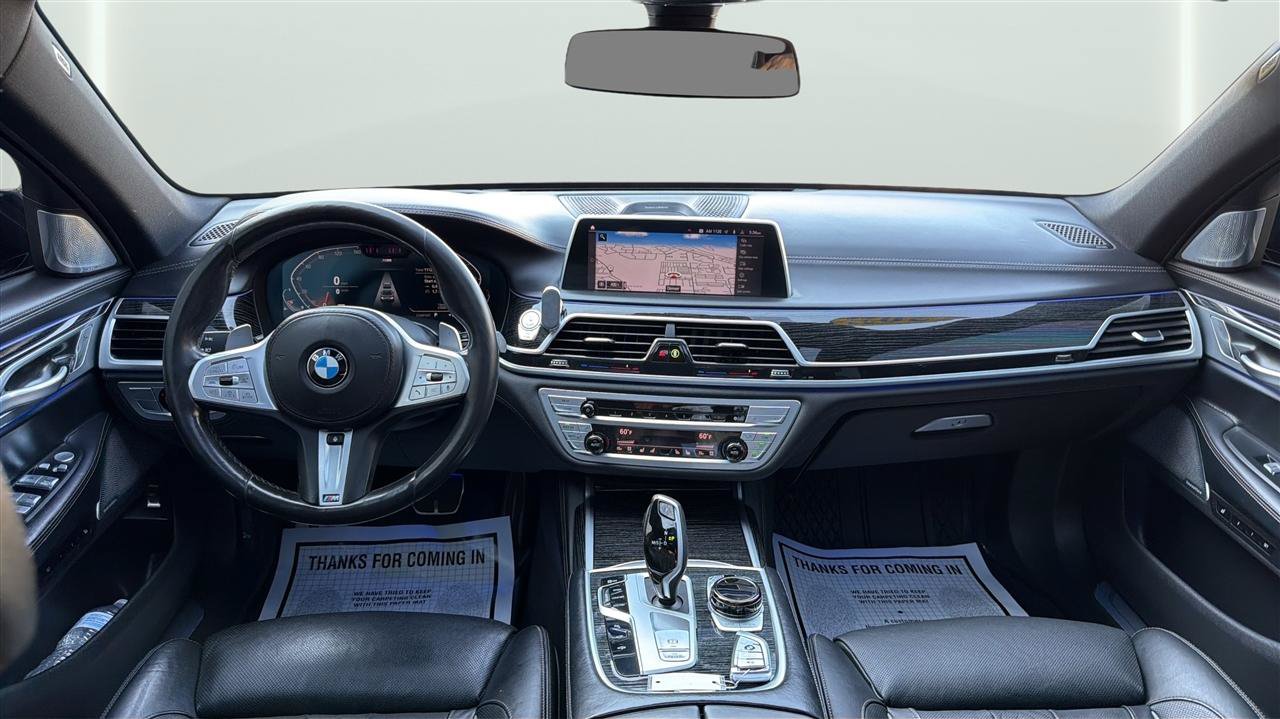 Used 2022 BMW 750i xDrive w/ Executive Package AWD/4WD image 24
