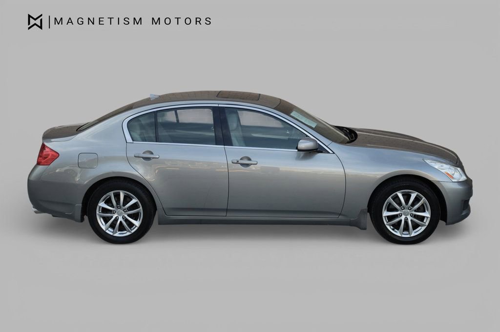 Used 2008 INFINITI G35 x Sedan w/ Premium Pkg image 3