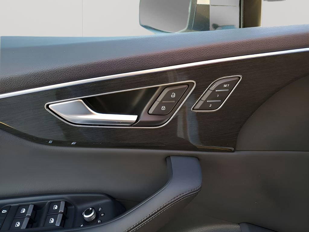 Used 2024 Audi Q7 3.0T Premium Plus image 27