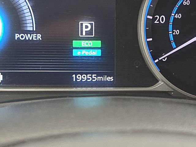 Used 2024 Nissan Leaf S image 25