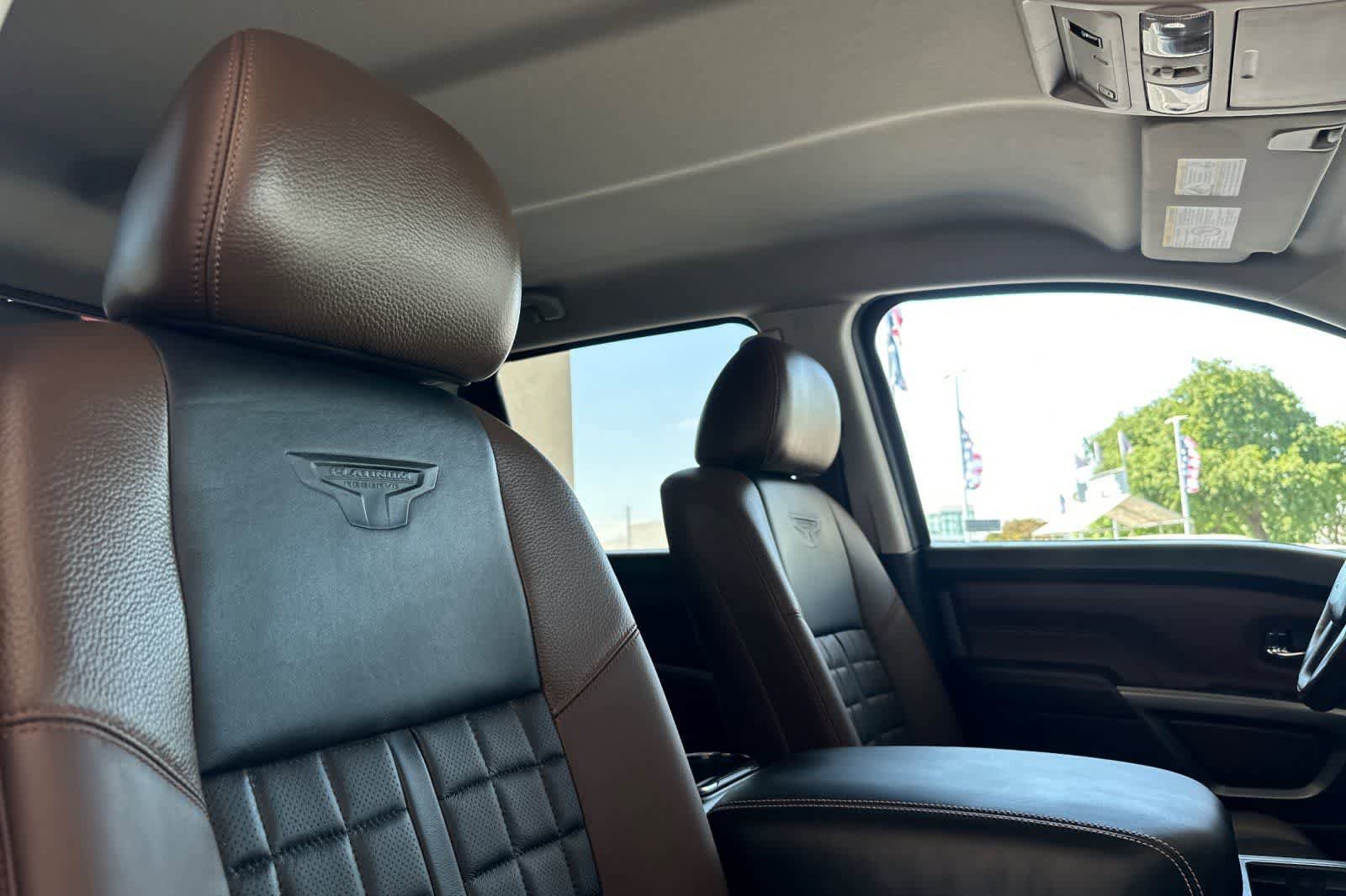 Used 2016 Nissan Titan Platinum Reserve RWD image 17