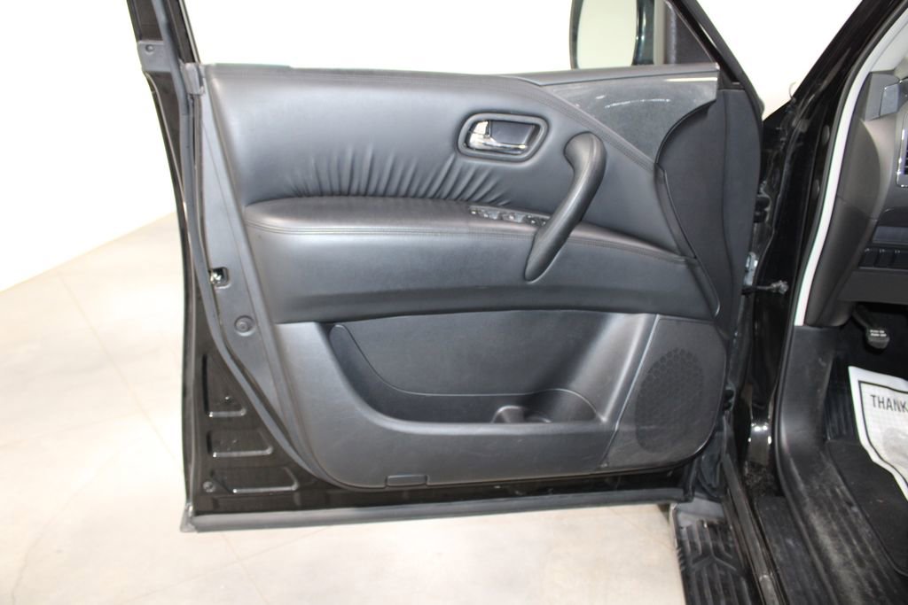 Used 2024 Nissan Armada SV image 24