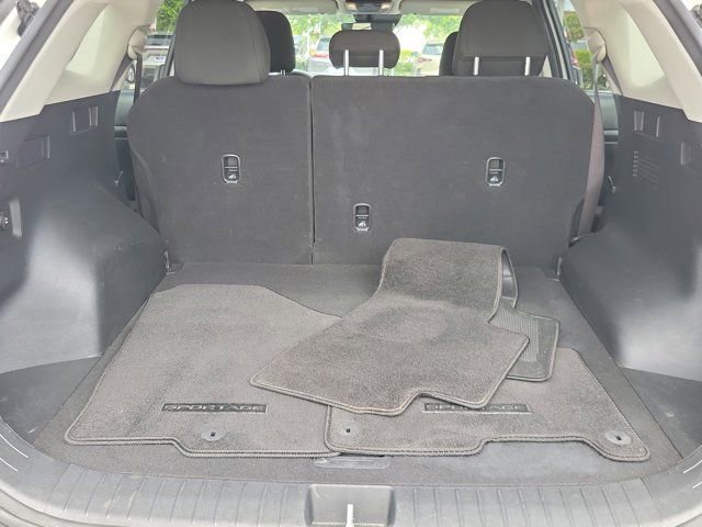 Used 2023 Kia Sportage LX AWD/4WD image 6