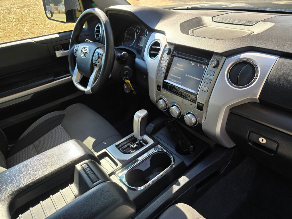 Used 2017 Toyota Tundra SR5 image 14