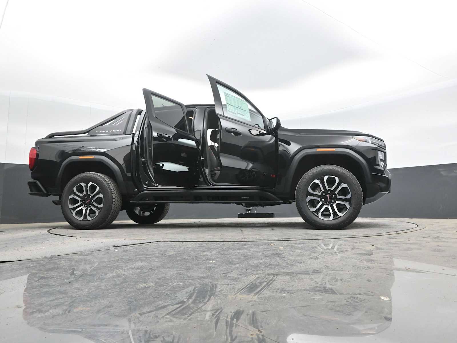 New 2025 GMC Canyon AT4 w/ Nightfall Edition image 54