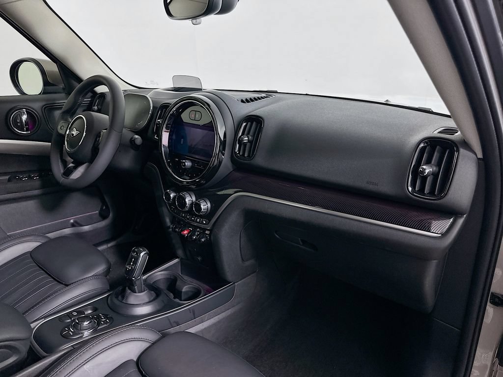 Certified 2024 MINI Cooper Countryman S FWD image 30