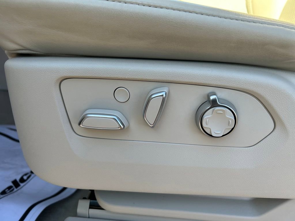 Certified 2023 Cadillac Escalade Sport Platinum image 22