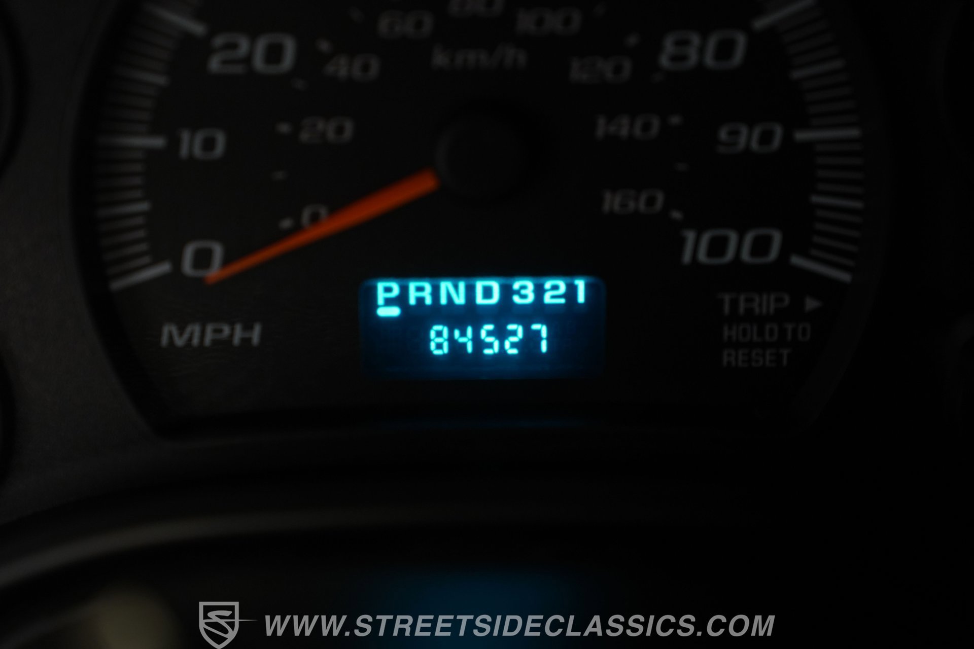 Used 2006 Chevrolet Express 1500 w/ Preferred Equipment Group image 40