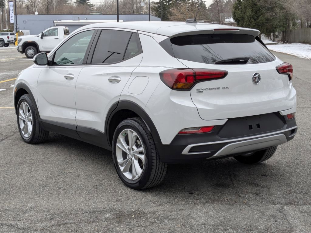 Certified 2022 Buick Encore GX Preferred w/ Cold Weather Comfort Package image 5