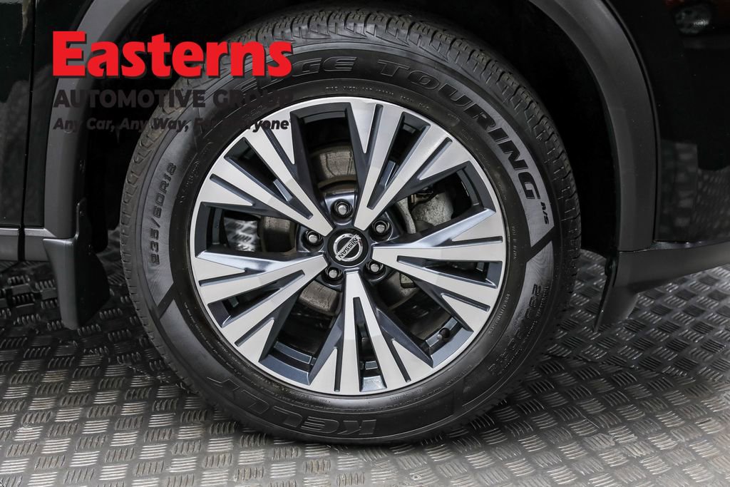 Used 2021 Nissan Rogue SV w/ Premium Package image 34