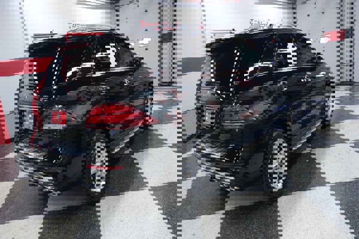 Used 2018 Mercedes-Benz GLE 350 4MATIC SUV w/ Premium 1 Package image 44