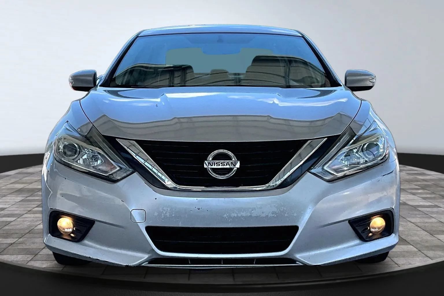 Used 2018 Nissan Altima 2.5 SL FWD image 2