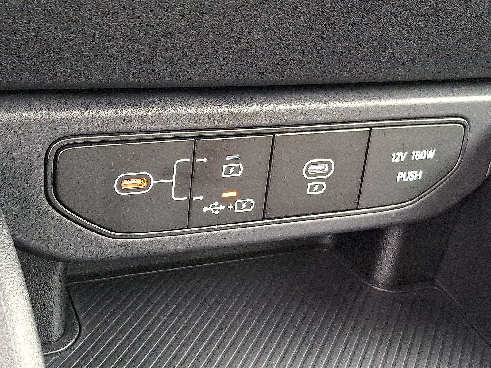 New 2026 Kia K4 FWD image 13