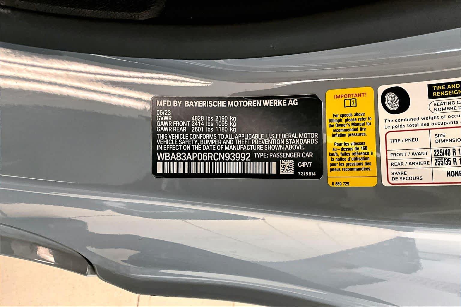 Used 2024 BMW M440i Coupe w/ Premium Package RWD image 31