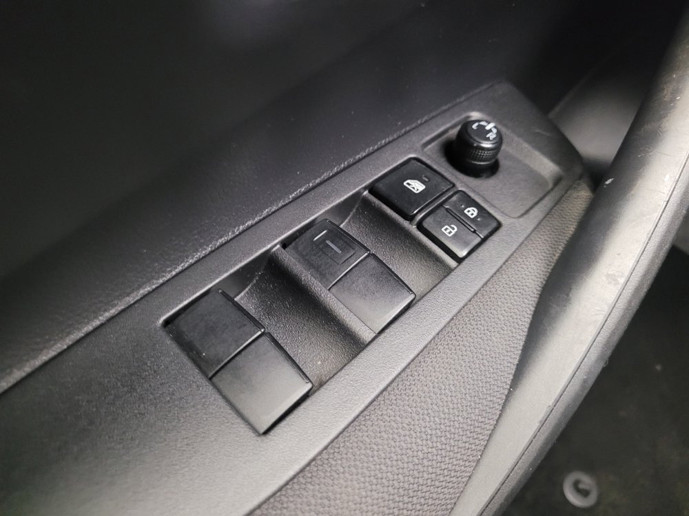 Used 2023 Toyota Corolla LE FWD image 27