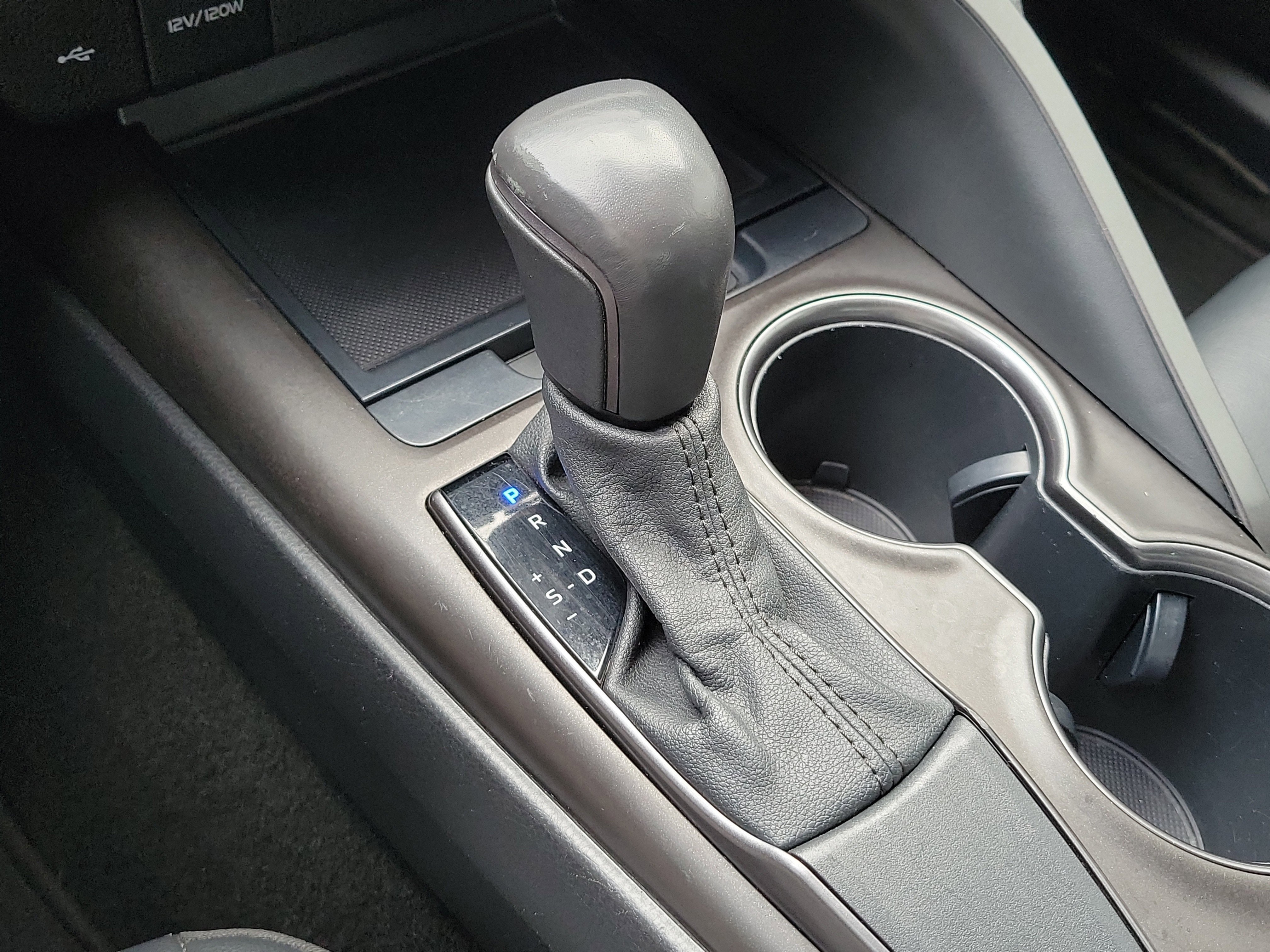 Used 2021 Toyota Camry SE image 35