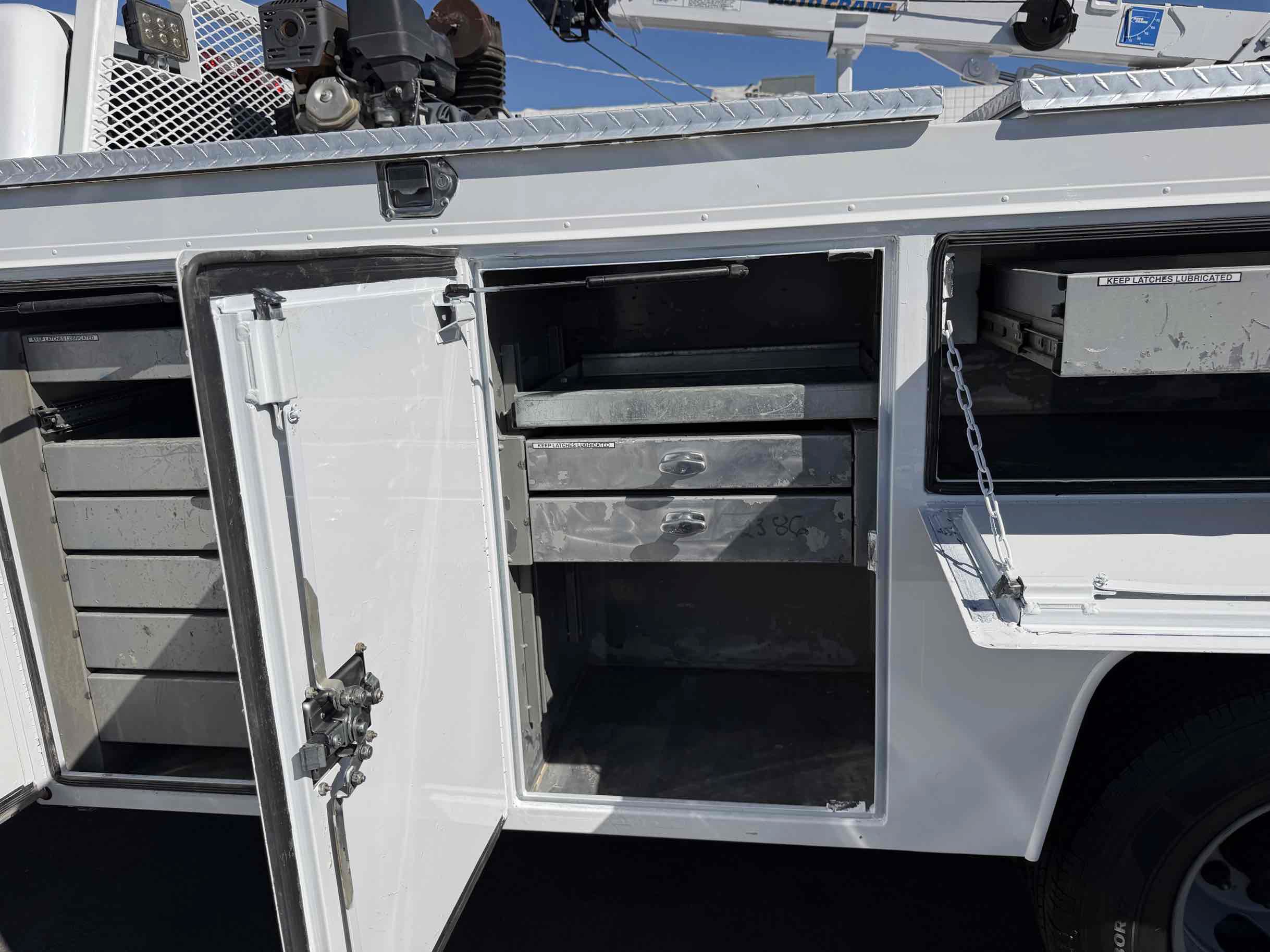 Used 2017 GMC Sierra 3500 2WD Regular Cab image 21