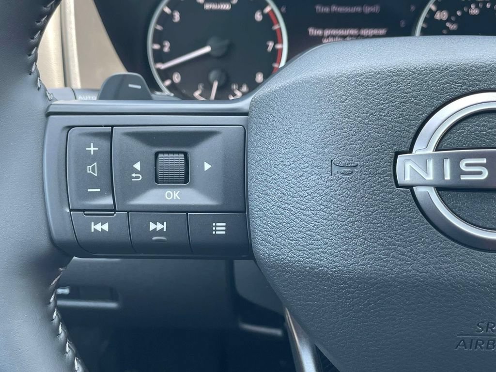 New 2026 Nissan Rogue SV FWD image 23