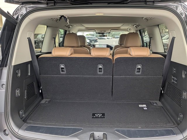New 2026 INFINITI QX80 Luxe w/ Cargo Package image 12