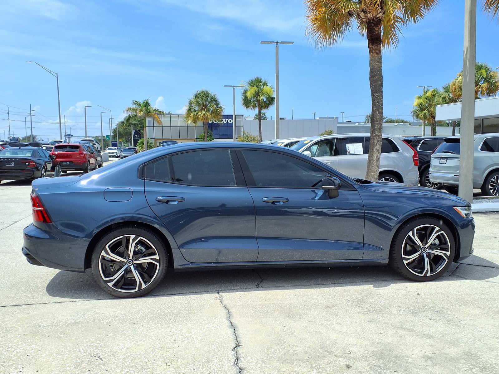 Certified 2025 Volvo S60 B5 Plus FWD image 8
