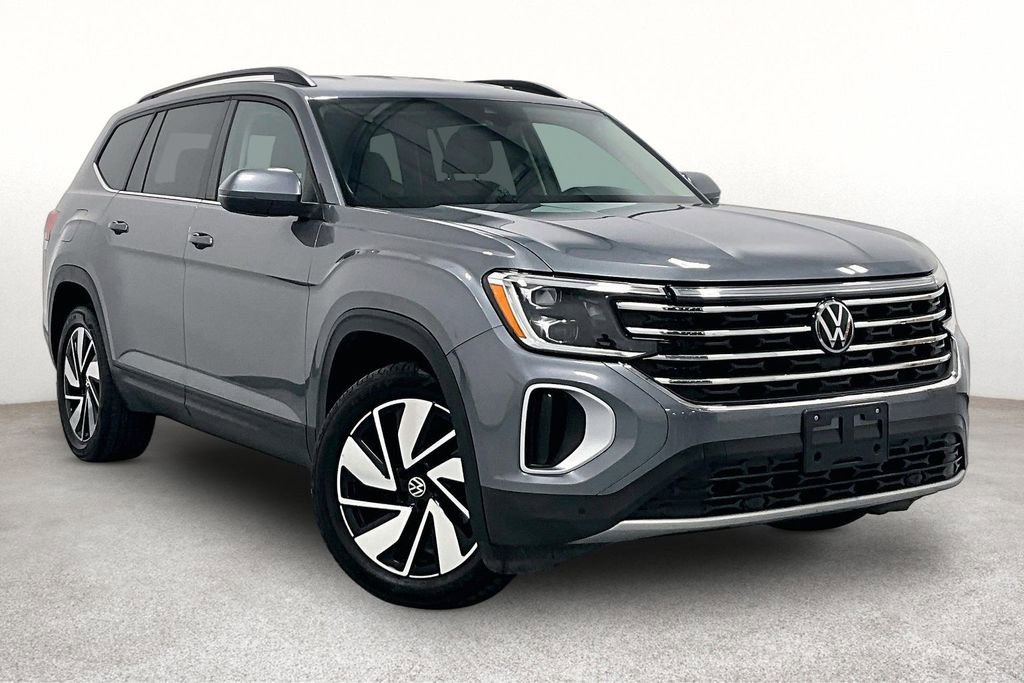 Used 2024 Volkswagen Atlas SE AWD/4WD image 1