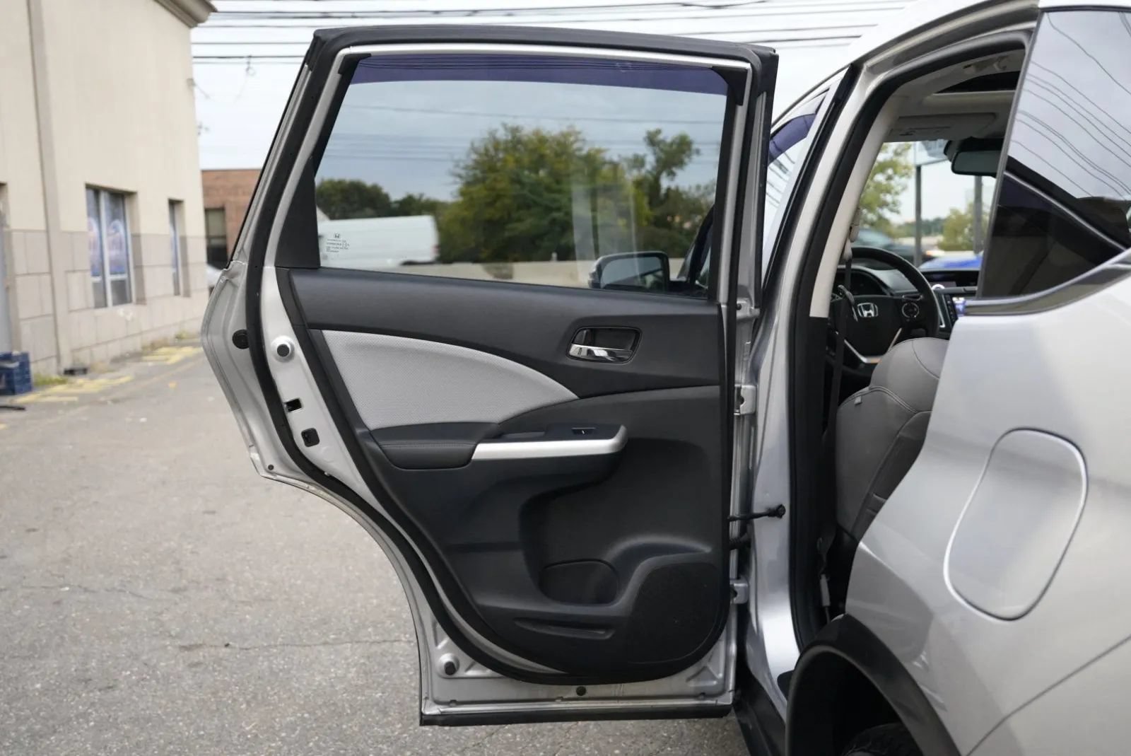 Used 2016 Honda CR-V Touring image 27
