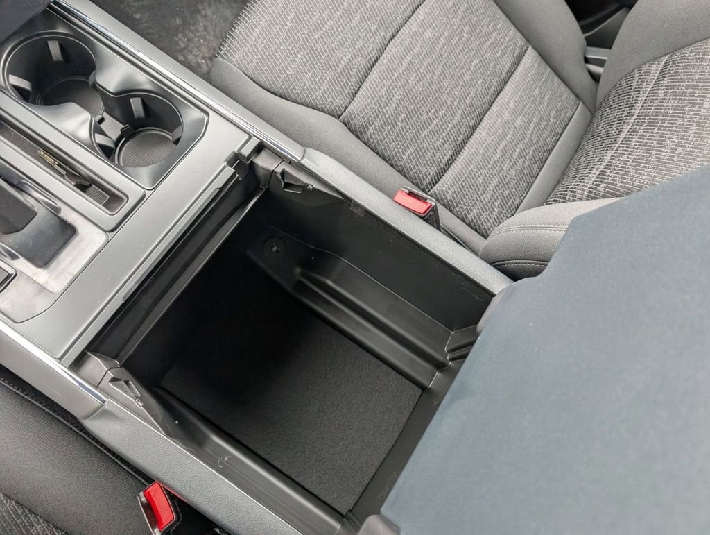 New 2026 Ford F150 XLT w/ Equipment Group 302A MID image 37