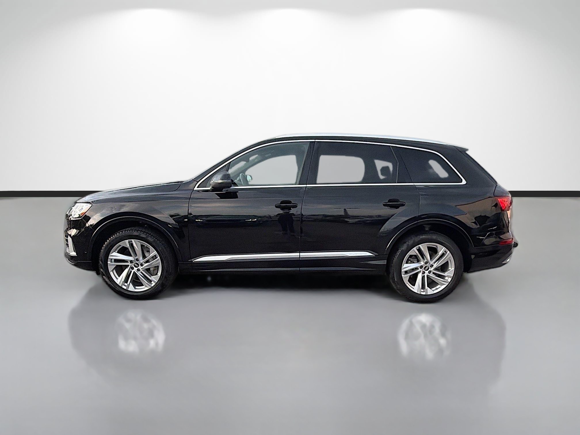 Used 2022 Audi Q7 2.0T Premium w/ Convenience Package AWD/4WD image 6