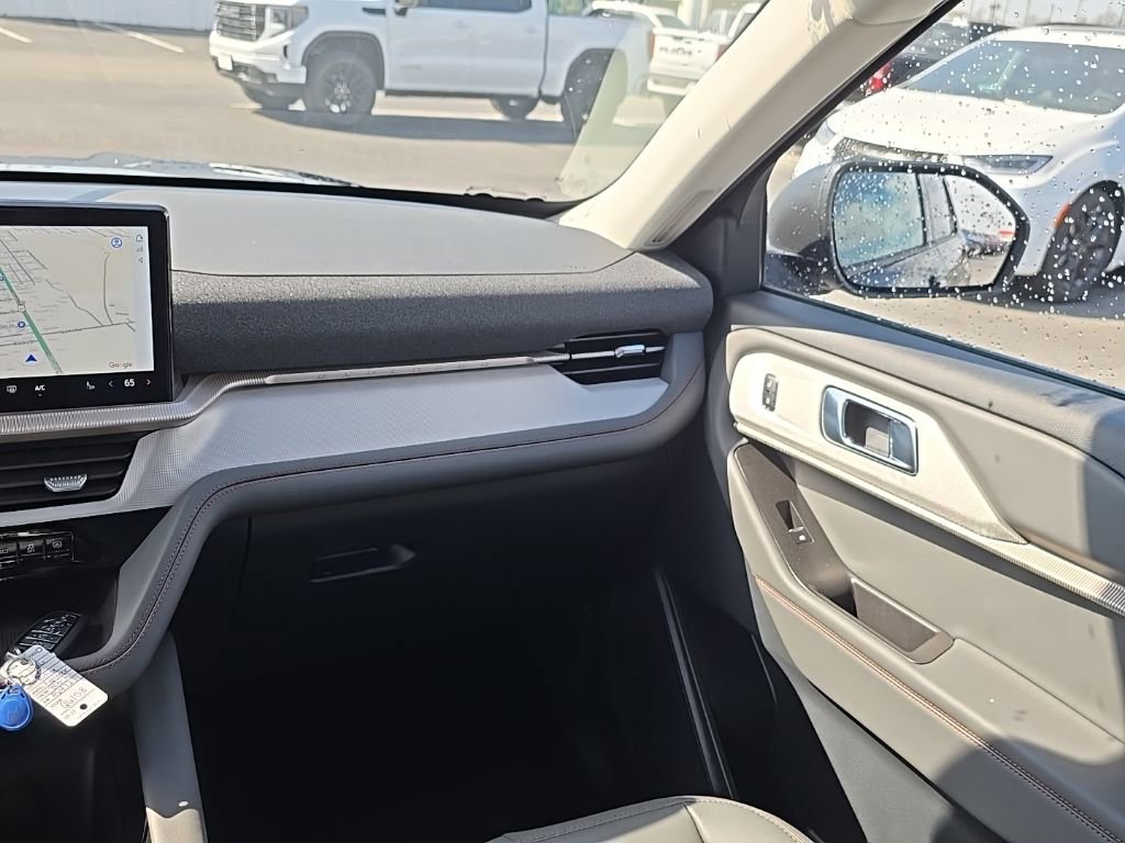 New 2026 Ford Explorer Active w/ Active Comfort Package image 18