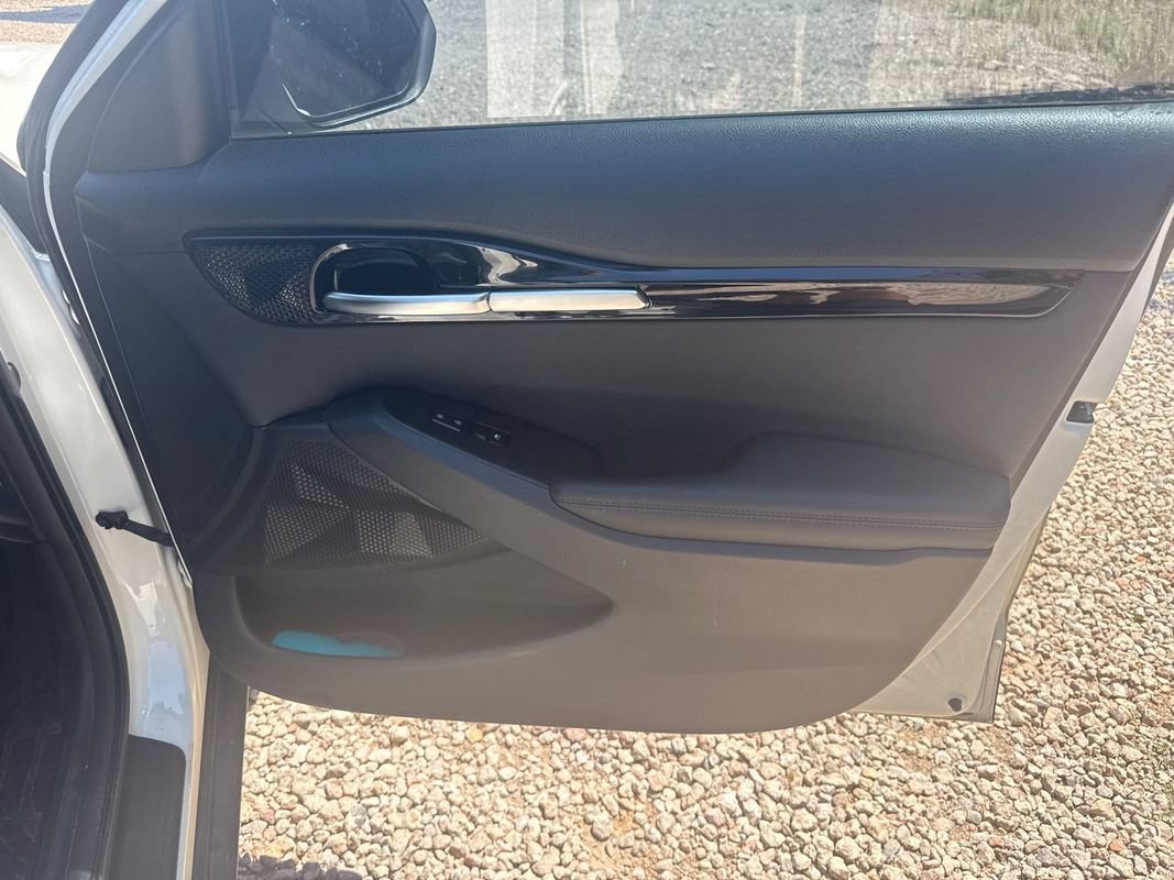 Used 2022 Kia Seltos S FWD image 16