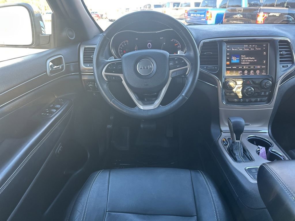 Used 2017 Jeep Grand Cherokee Limited image 18